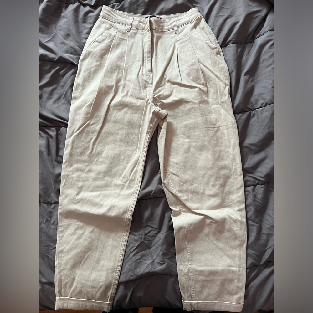 ASOS DESIGN PETITE CHINO PANTS IN STONE